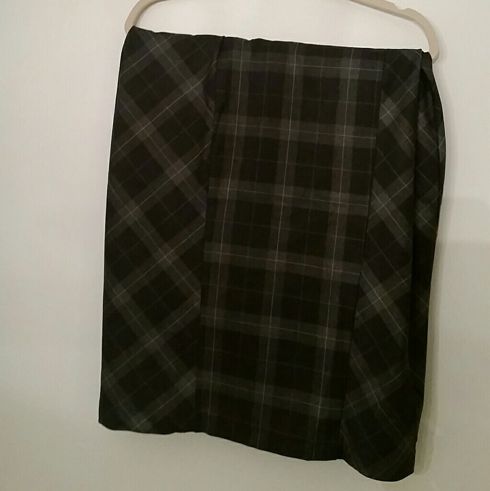 NEW - NewYork&Company Size 16 Pencil Skirt